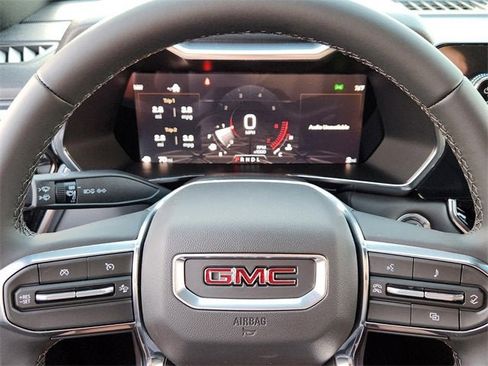 New 2026 GMC Canyon Elevation w/ Convenience Package image 21