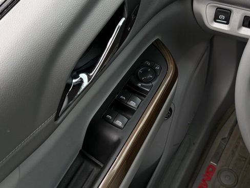 Used 2019 GMC Acadia SLE w/ Driver Alert Package I AWD/4WD image 13
