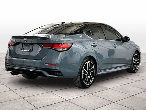 Used 2024 Nissan Sentra SR image 11