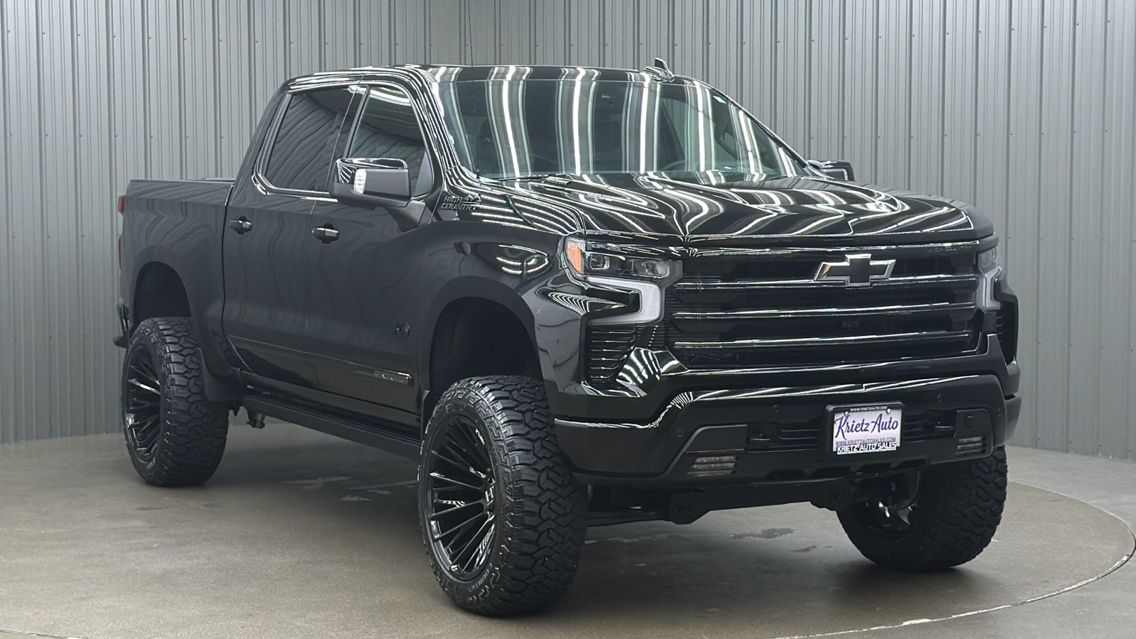 Used 2026 Chevrolet Silverado 1500 High Country w/ Midnight Edition AWD/4WD image 7