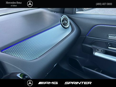 Certified 2025 Mercedes-Benz GLA 250 w/ Exclusive Package image 27