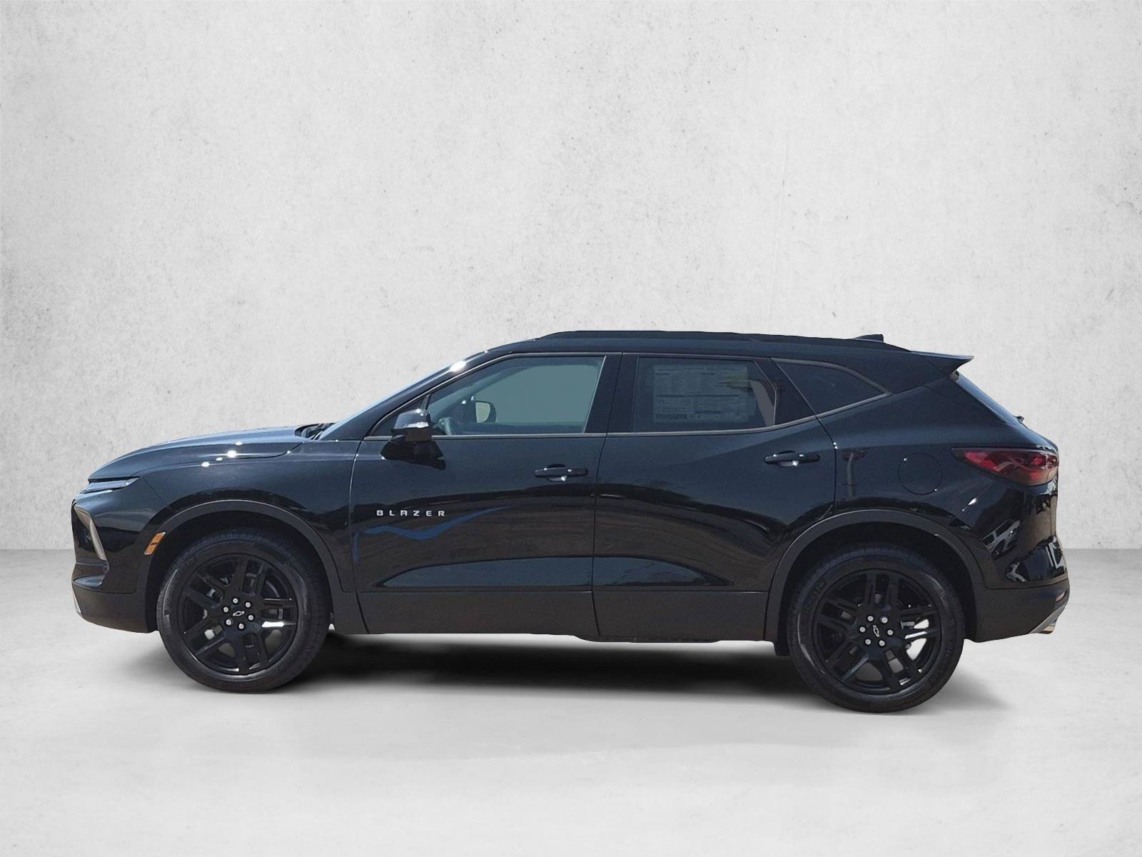 New 2026 Chevrolet Blazer LT w/ Sound & Technology Package FWD image 5