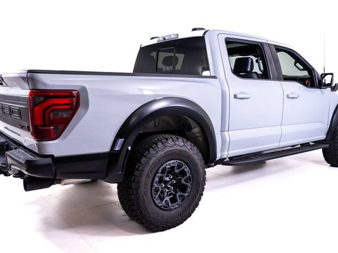Used 2025 Ford F150 Raptor w/ Equipment Group 803A Raptor R AWD/4WD image 5