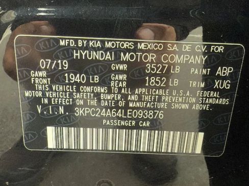 Used 2020 Hyundai Accent SE image 30