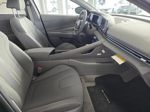 New 2026 Hyundai Elantra SEL Sport image 32