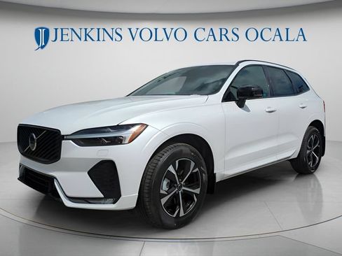 New 2026 Volvo XC60 B5 Core w/ Climate Package AWD/4WD image 8