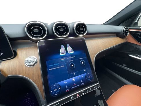 Used 2022 Mercedes-Benz C 300 Sedan image 47