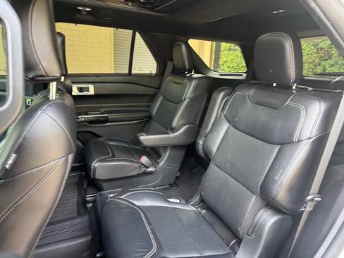 Used 2021 Ford Explorer ST w/ Equipment Group 401A AWD/4WD image 24