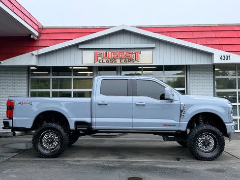 Used 2024 Ford F250 Platinum AWD/4WD image 3