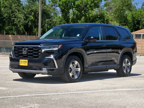 Used 2025 Honda Pilot EX-L image 7