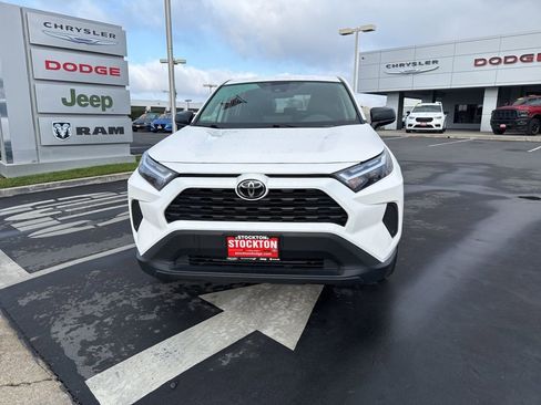 Used 2024 Toyota RAV4 LE image 10