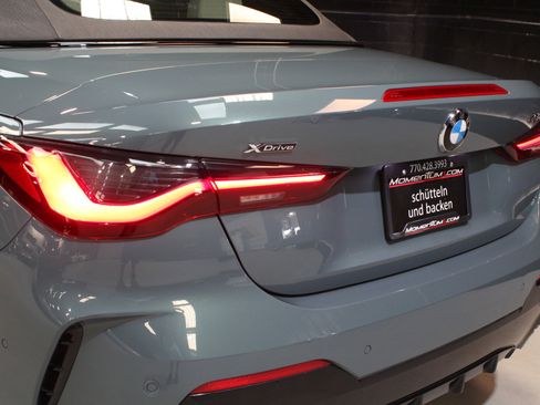 Used 2025 BMW 430i xDrive Convertible w/ M Sport Package image 16