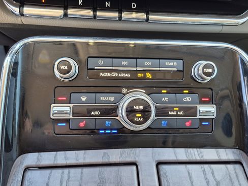 Used 2023 Lincoln Navigator Reserve AWD/4WD image 29