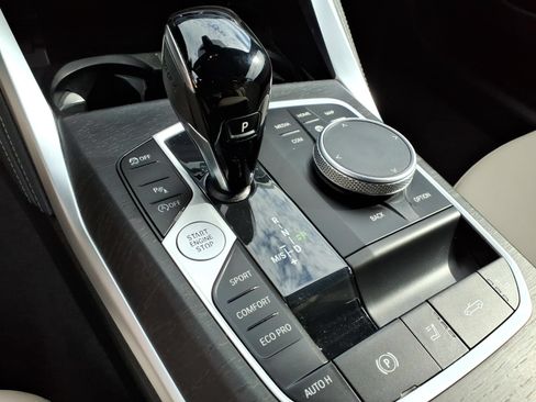 Used 2022 BMW 430i Convertible w/ M Sport Package RWD image 23