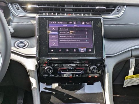 New 2025 Jeep Grand Cherokee Altitude image 16