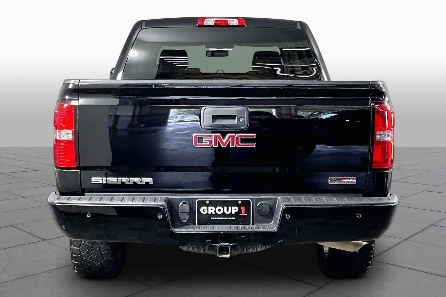 Used 2014 GMC Sierra 1500 SLE w/ All-Terrain Package AWD/4WD image 5