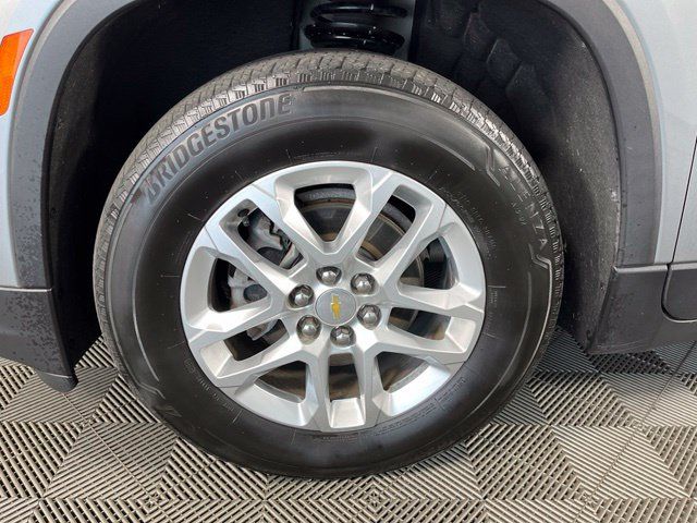 Used 2023 Chevrolet Traverse LS w/ Safety Package AWD/4WD image 10