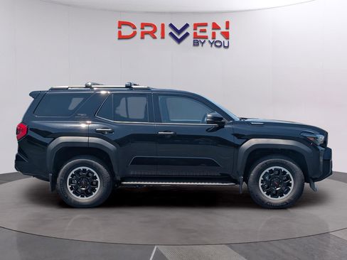 Used 2025 Toyota 4Runner TRD Off-Road AWD/4WD image 6