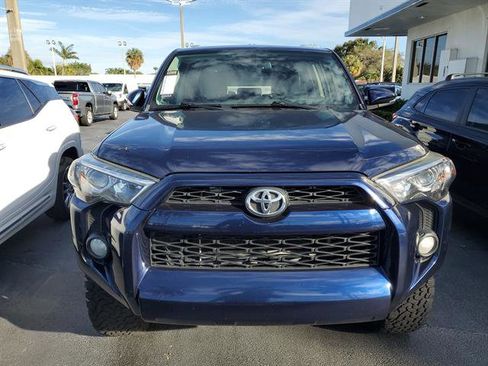 Used 2018 Toyota 4Runner SR5 Premium image 7