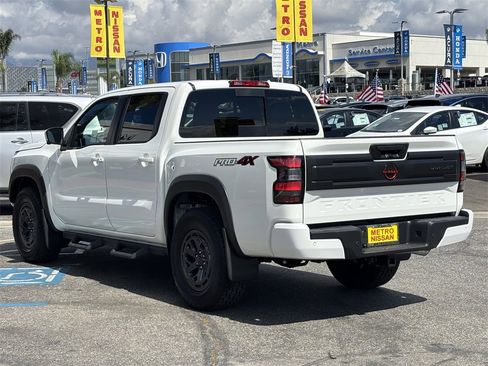 New 2026 Nissan Frontier PRO-4X w/ Pro-4x Convenience Package image 4