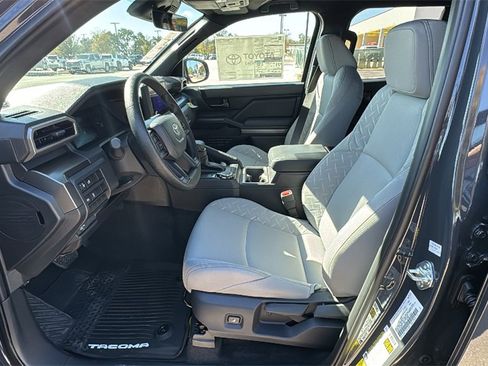 New 2025 Toyota Tacoma SR5 image 18