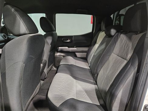 Used 2023 Toyota Tacoma TRD Off-Road image 34