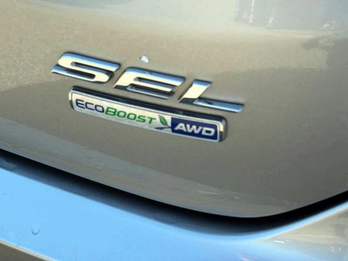 Used 2020 Ford Edge SEL w/ Convenience Package AWD/4WD image 8