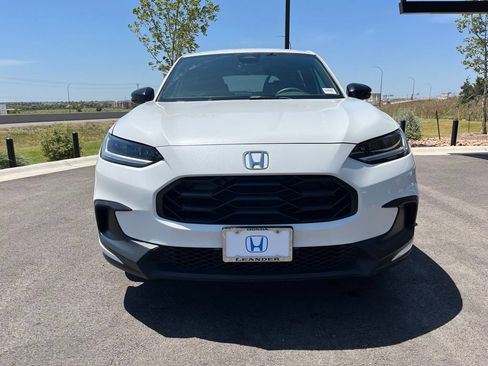 Certified 2024 Honda HR-V Sport image 2