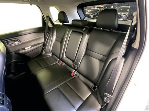 Used 2024 Nissan Rogue SL w/ SL Premium Package FWD image 32