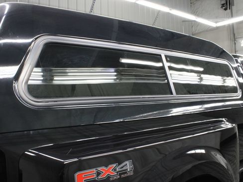 Used 2024 Ford F350 Lariat w/ FX4 Off-Road Package AWD/4WD image 44
