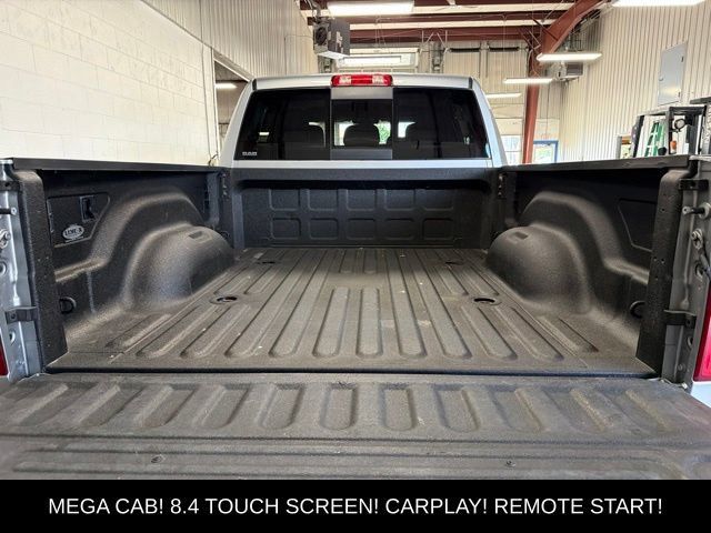 Used 2022 RAM 3500 Big Horn w/ Level C Equiment Group AWD/4WD image 7