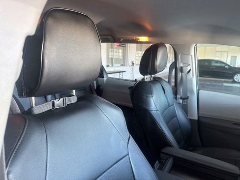 Certified 2023 Toyota Sienna LE FWD image 9