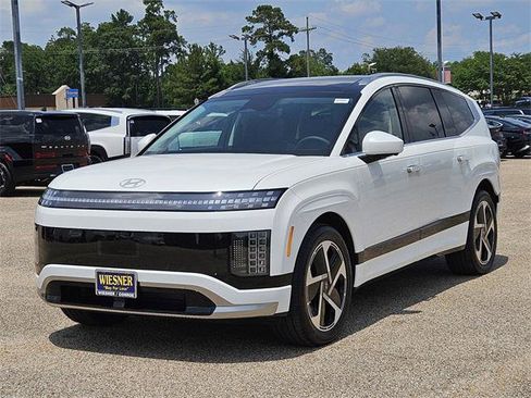 New 2026 Hyundai Ioniq 9 Calligraphy image 1