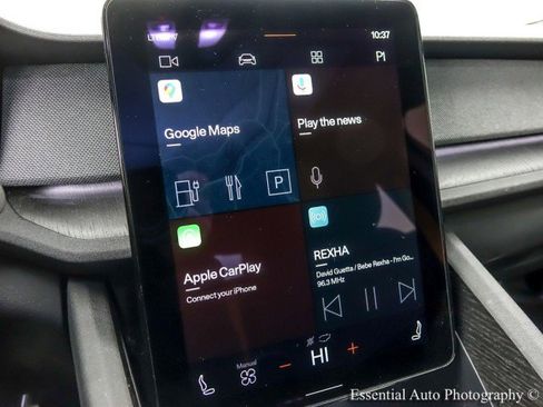 Used 2022 Polestar Polestar 2 w/ Performance Package image 18