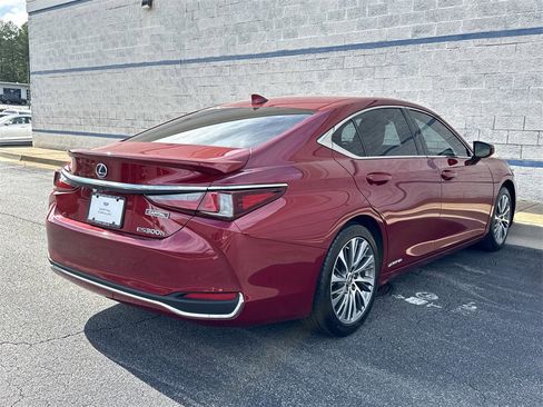 Used 2021 Lexus ES 300h w/ Premium Package image 7