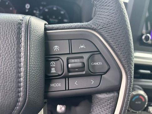 New 2025 Toyota Tacoma TRD Sport image 17