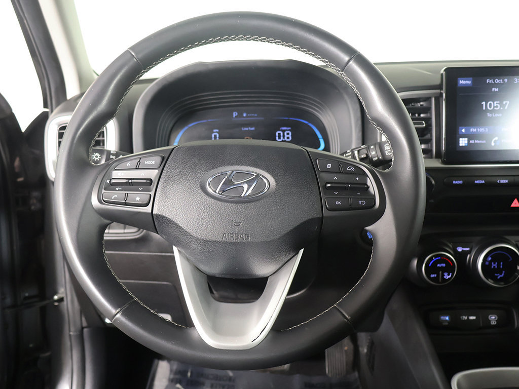 Used 2024 Hyundai Venue SEL FWD image 36