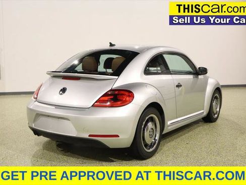 Used 2015 Volkswagen Beetle 1.8T Classic FWD image 8
