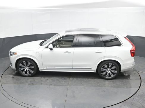 Used 2024 Volvo XC90 T8 Ultimate w/ Protection Package Premier AWD/4WD image 34
