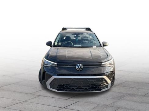 Used 2025 Volkswagen Taos S image 2