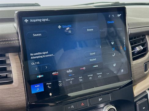 Used 2024 Ford Expedition Limited image 32