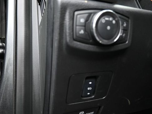 Used 2018 Ford F350 Lariat w/ Chrome Package AWD/4WD image 12