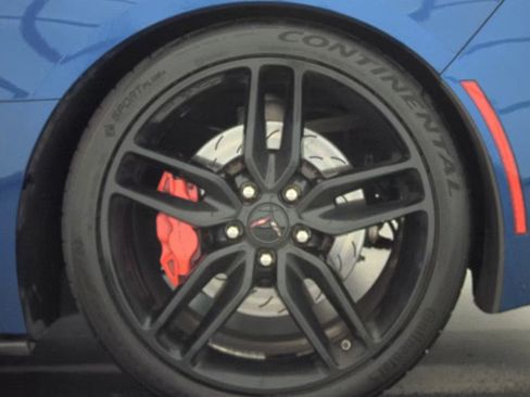 Used 2016 Chevrolet Corvette Stingray Coupe w/ 2LT Preferred Equipment Group RWD image 12