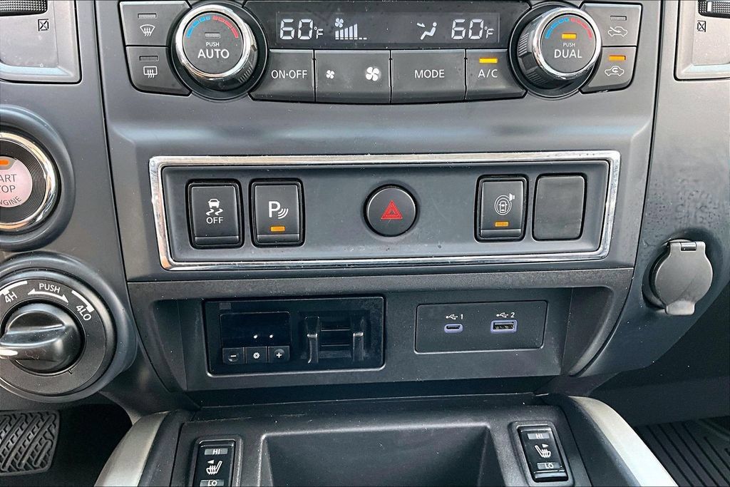 Used 2024 Nissan Titan SV w/ SV Convenience Package AWD/4WD image 15