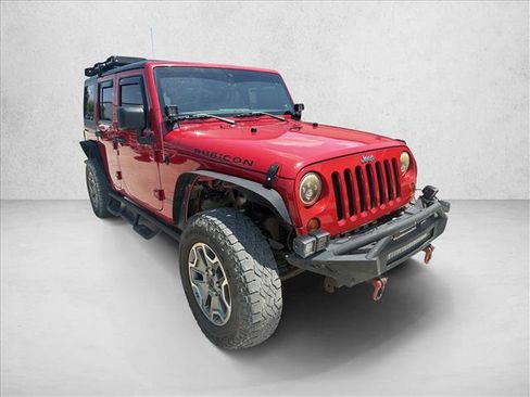Used 2013 Jeep Wrangler Unlimited Rubicon w/ Connectivity Group AWD/4WD image 7