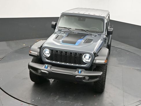 Used 2024 Jeep Wrangler Unlimited Rubicon 4xe image 39