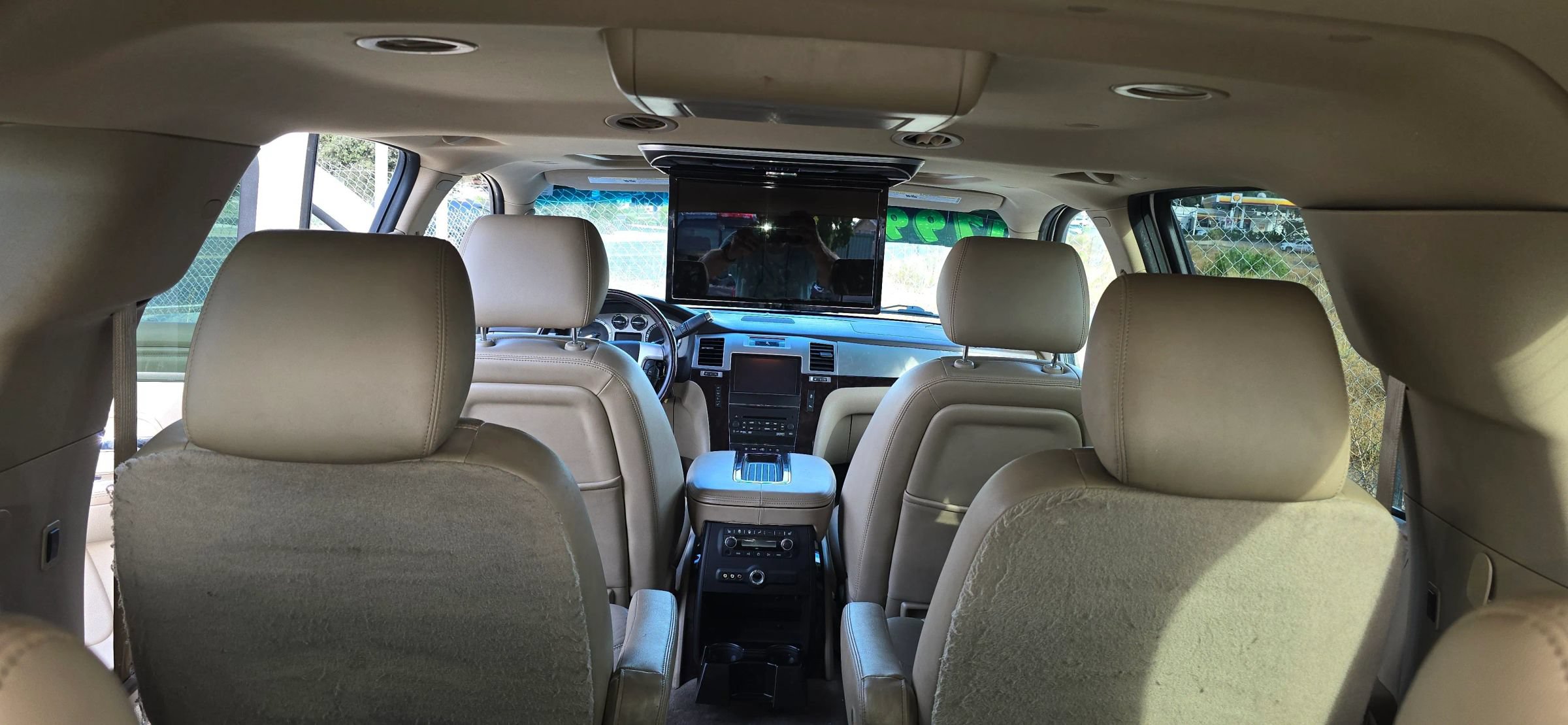 Used 2012 Cadillac Escalade ESV Luxury AWD/4WD image 27