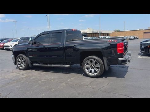 Certified 2018 Chevrolet Silverado 1500 LT AWD/4WD image 6