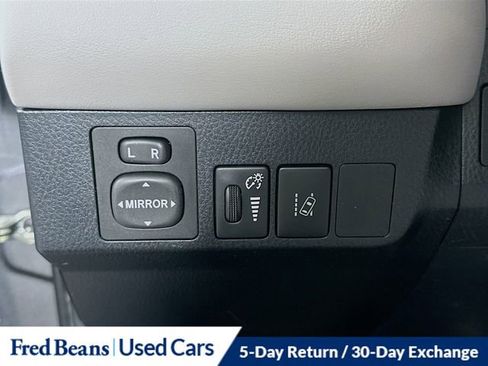 Used 2018 Toyota RAV4 Limited w/ Carpet Mat Package AWD/4WD image 8
