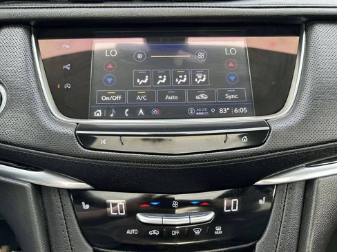 Used 2024 Cadillac XT5 Premium Luxury w/ Technology Package AWD/4WD image 18